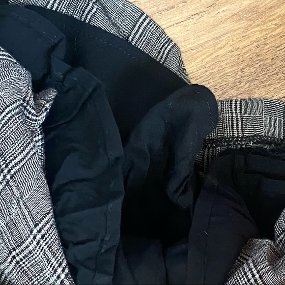 Misslola plaid mini skirt with belt - Picture 4 of 5